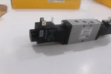 New | PARKER | P2LAZ511EENDCB49 | Solenoid Operated Directional Control Valves