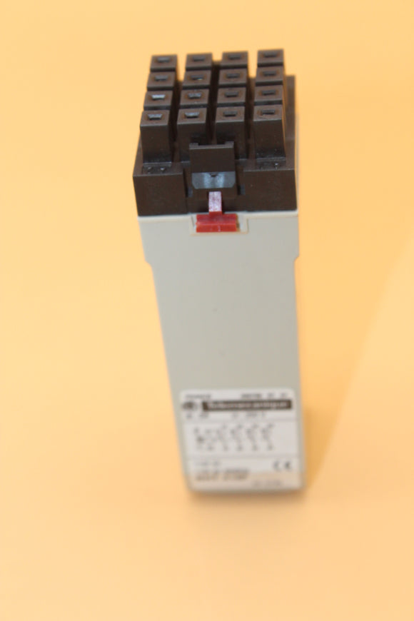 NEW | TELEMECANIQUE | RHT 418F |  