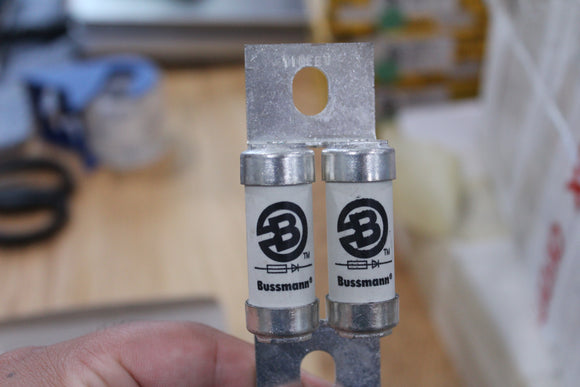 New | Bussmann | 110EET |  110Amp (110A) EET 500VAC Fast-Blow Fuse